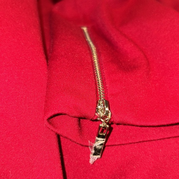 Kasper Red Blazer Fully Lined Silver Button & Zippers on Sleeve Size 18w Rack 1 - Picture 4 of 7